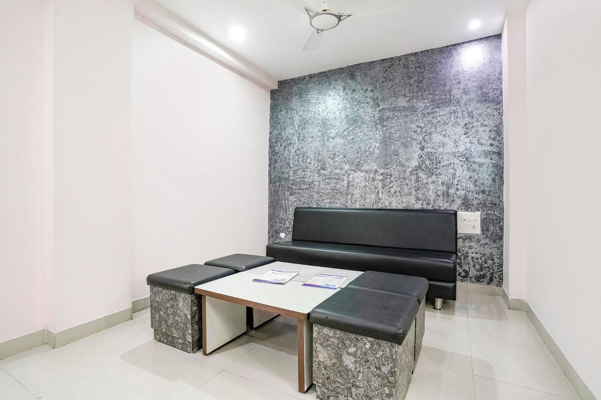 Fabhotel Skylon, Near Mahatma Mandir Гандинагар Экстерьер фото