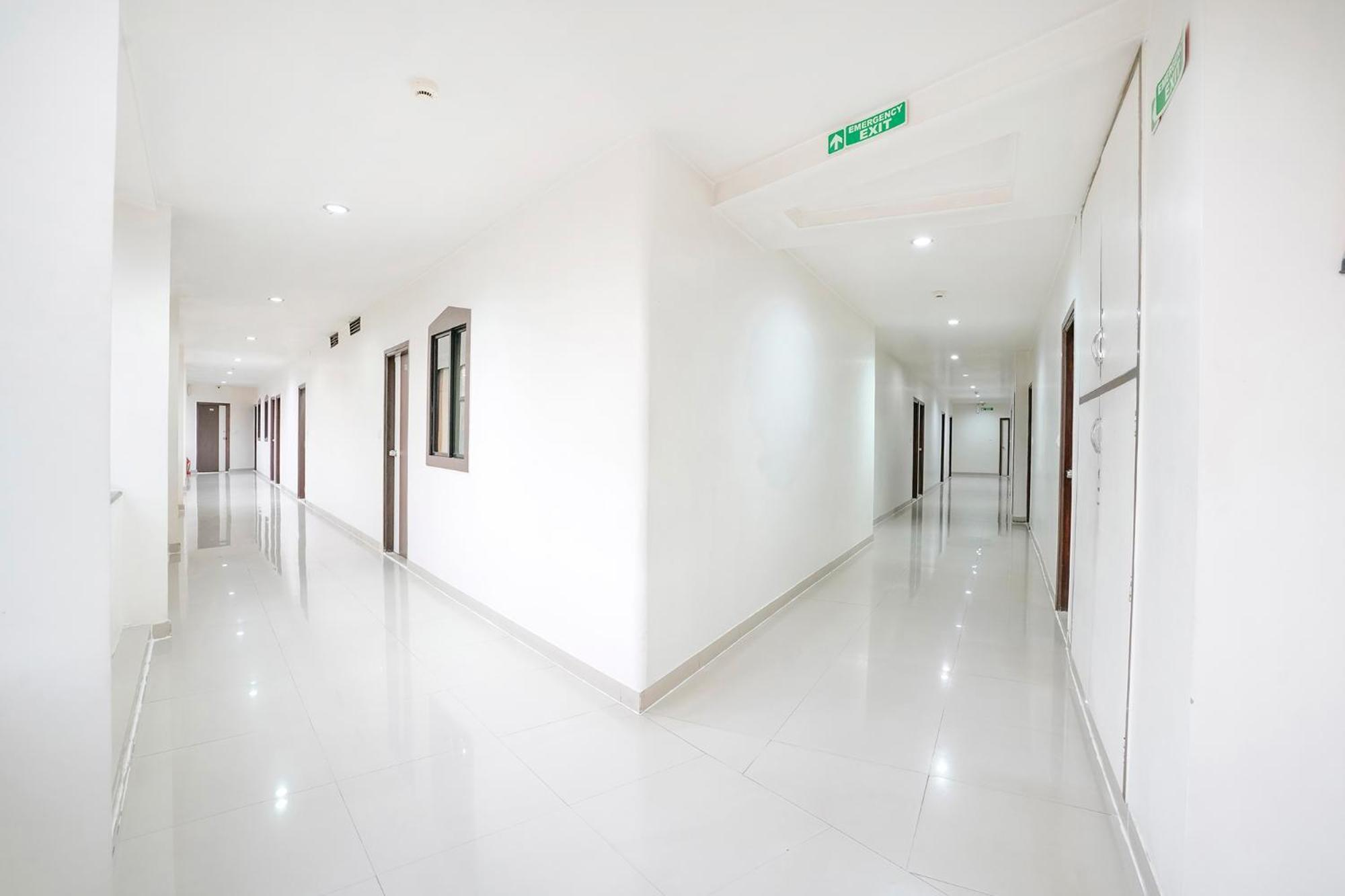 Fabhotel Skylon, Near Mahatma Mandir Гандинагар Экстерьер фото